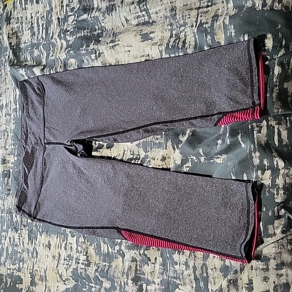 Gap capris - Picture 3 of 6